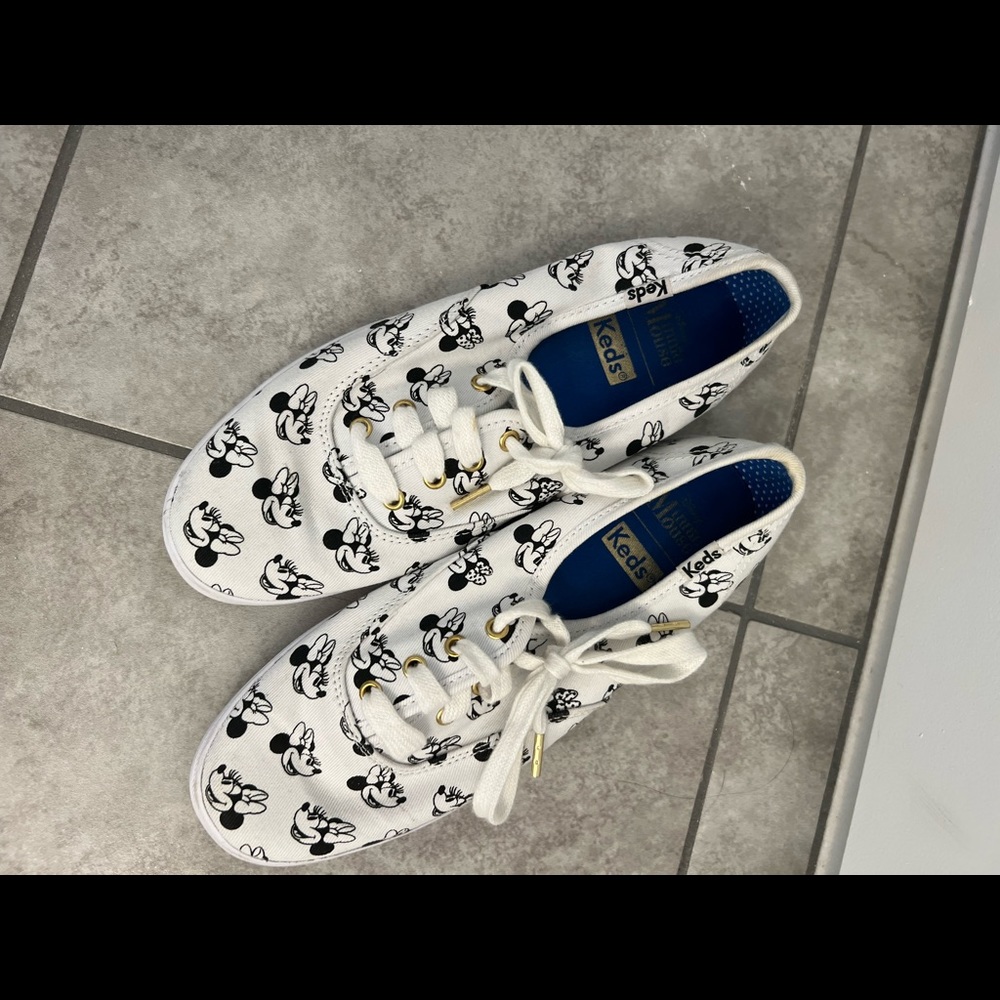 Keds Size 5 Minnie Mouse Shoes